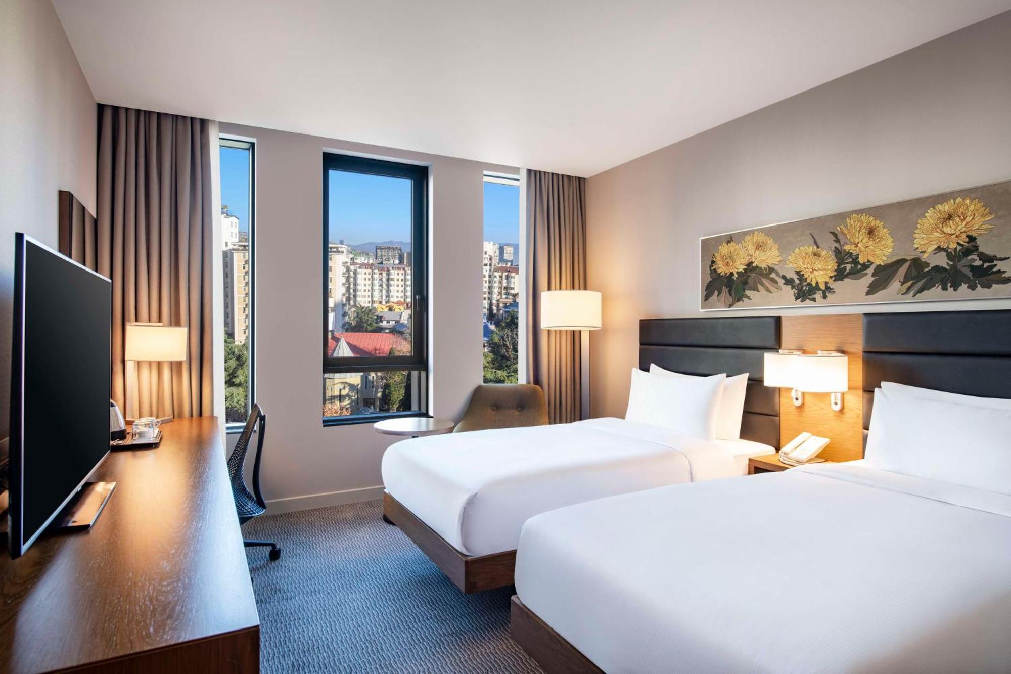 Hilton Garden Inn Tbilisi Chavchavadze Extérieur photo